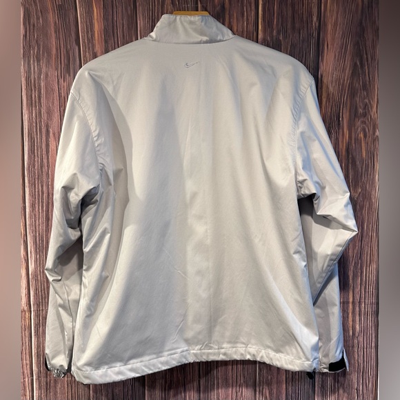 Nike Golf 1/4 Zip Windbreaker Jacket - Light Gray - Women’s Size Medium - Picture 2 of 4